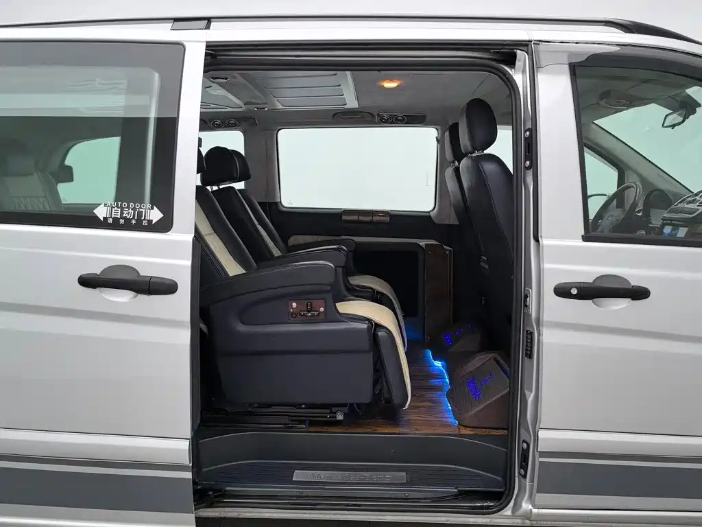 Mercedes-Benz Vito — миниатюра 12