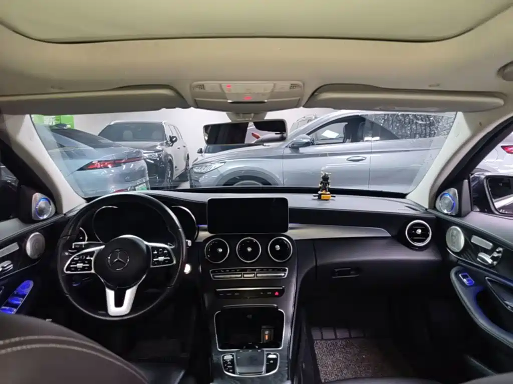 Mercedes-Benz C-Class — миниатюра 18
