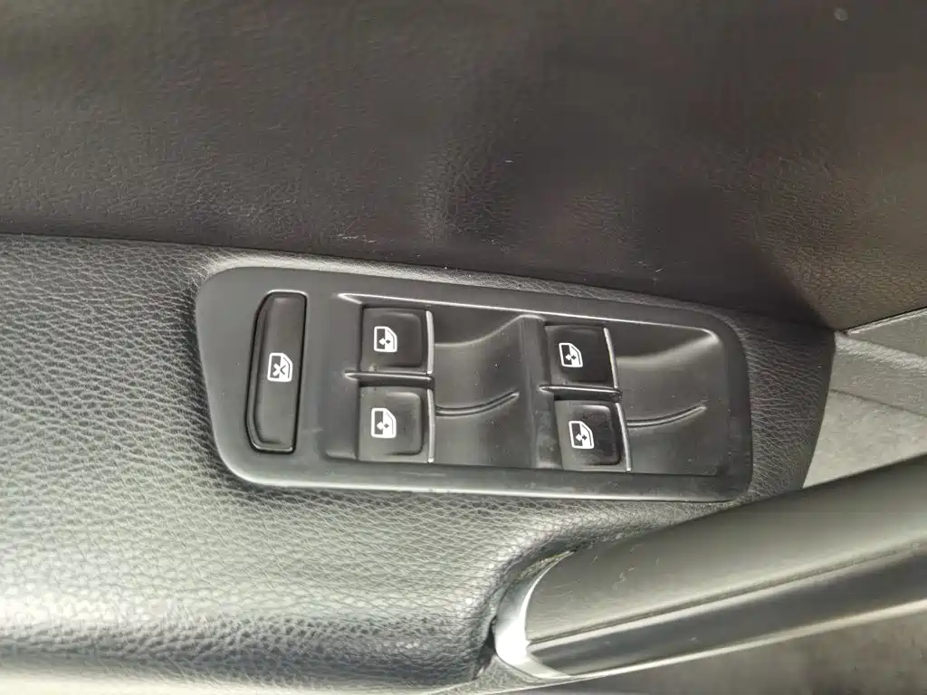 Volkswagen Golf — миниатюра 9