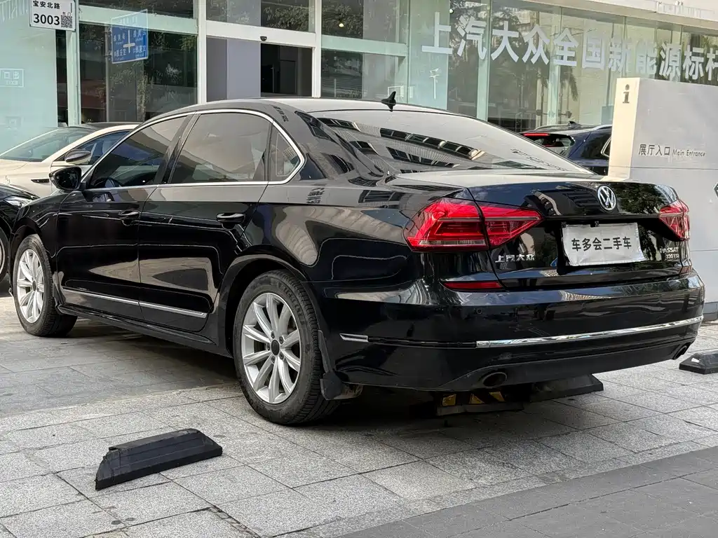 Volkswagen Passat — миниатюра 5