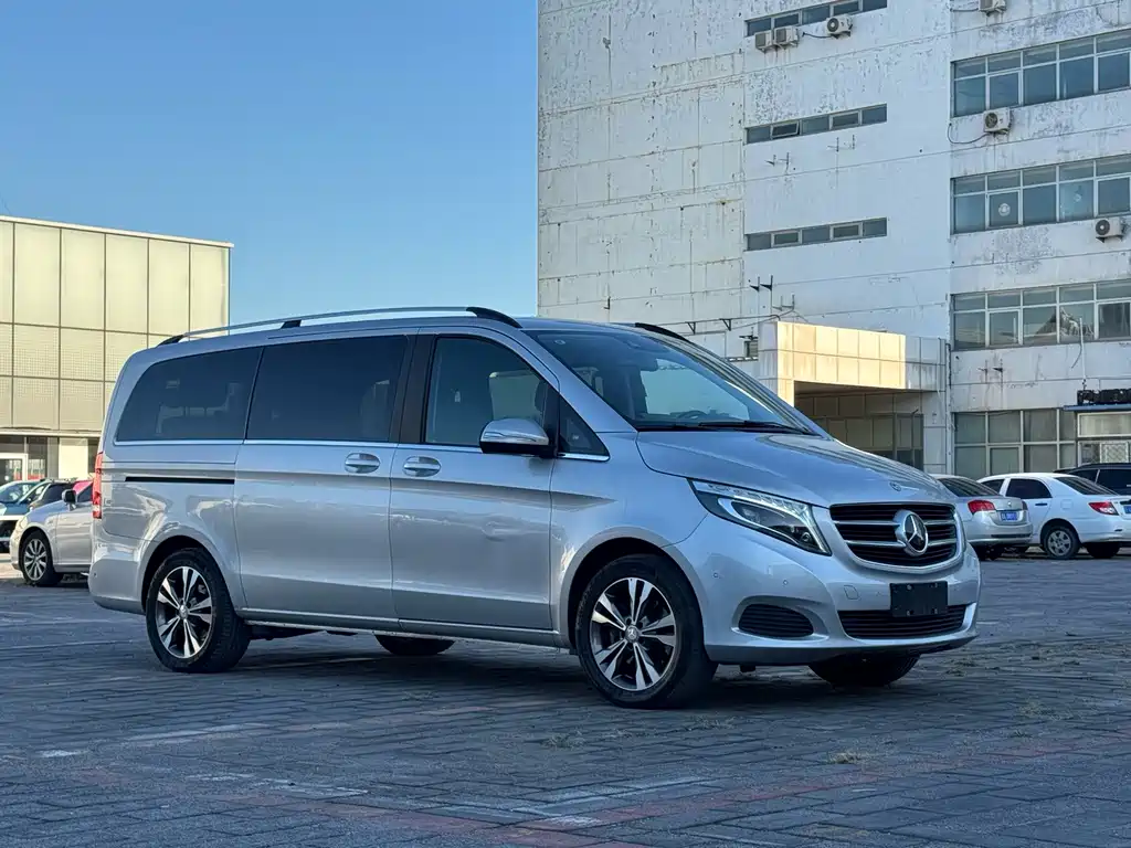 Mercedes-Benz V-Class — миниатюра 3