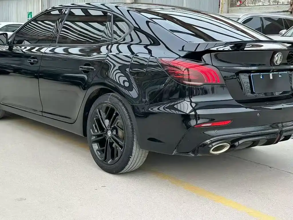 MG MG6 — миниатюра 9