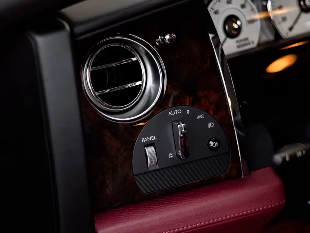 Rolls-Royce Ghost — миниатюра 5