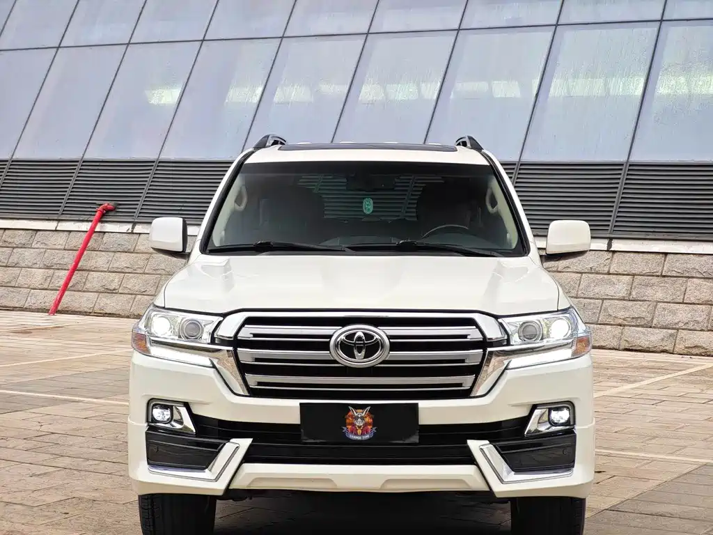Toyota Land Cruiser 2010 4.7L AT VX