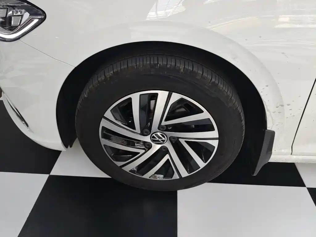 Volkswagen Lavida — миниатюра 23