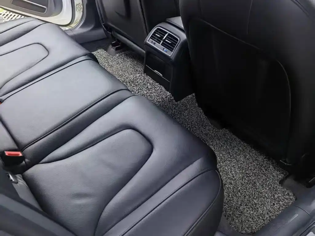 Audi A4L — миниатюра 7