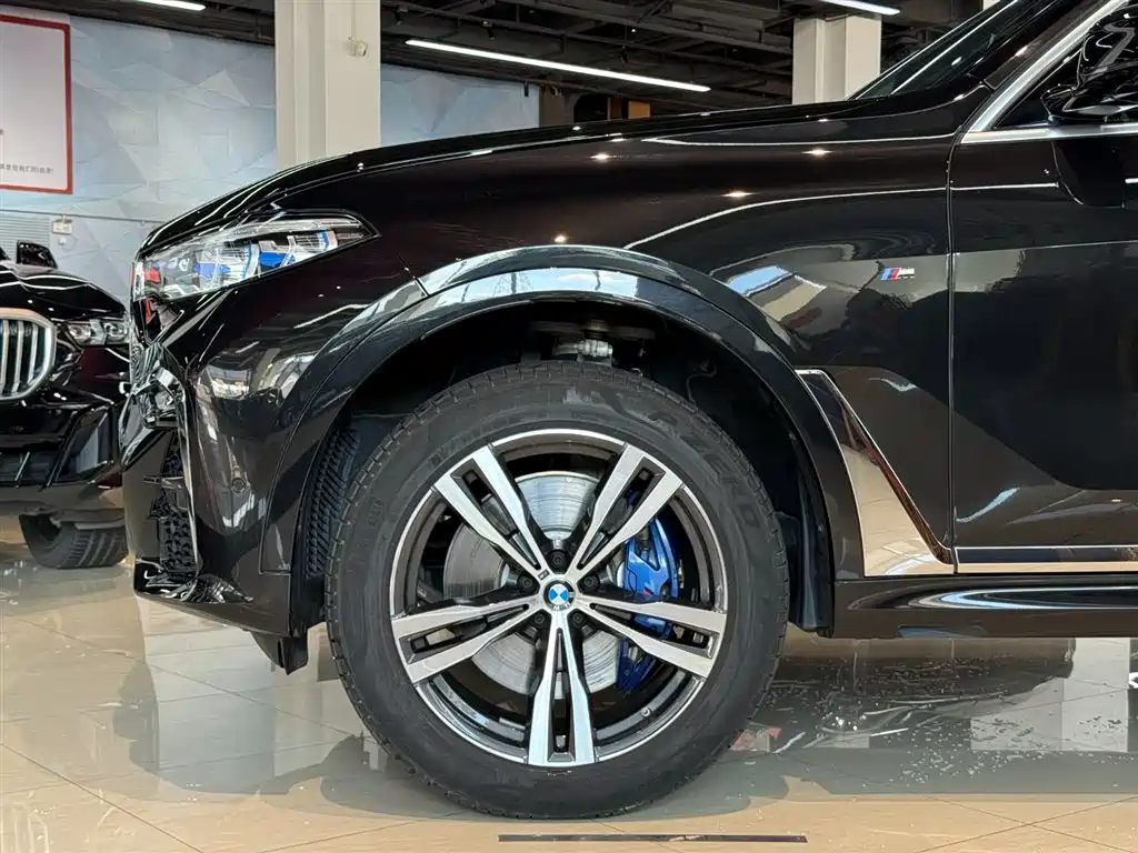 BMW X7 2022 xDrive40i Premium M Sport