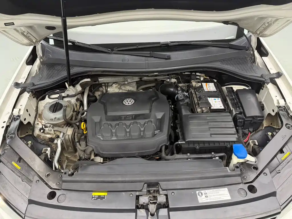 Volkswagen Tiguan L — миниатюра 17