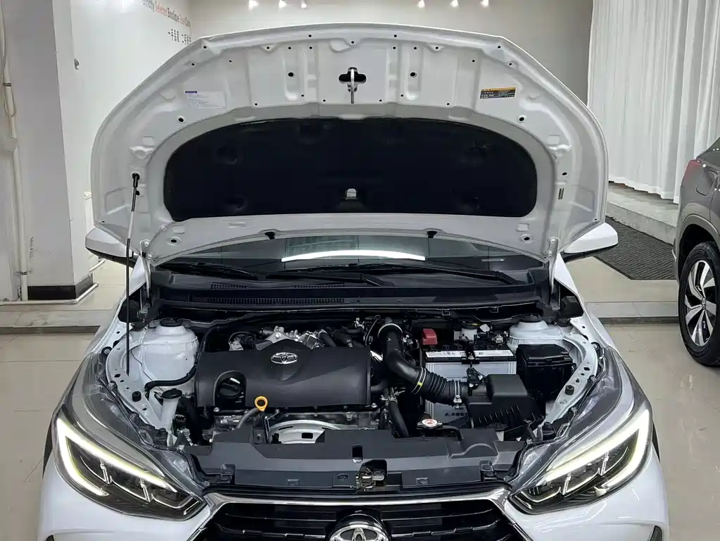 TOYOTA YARIS L ZHIXUAN