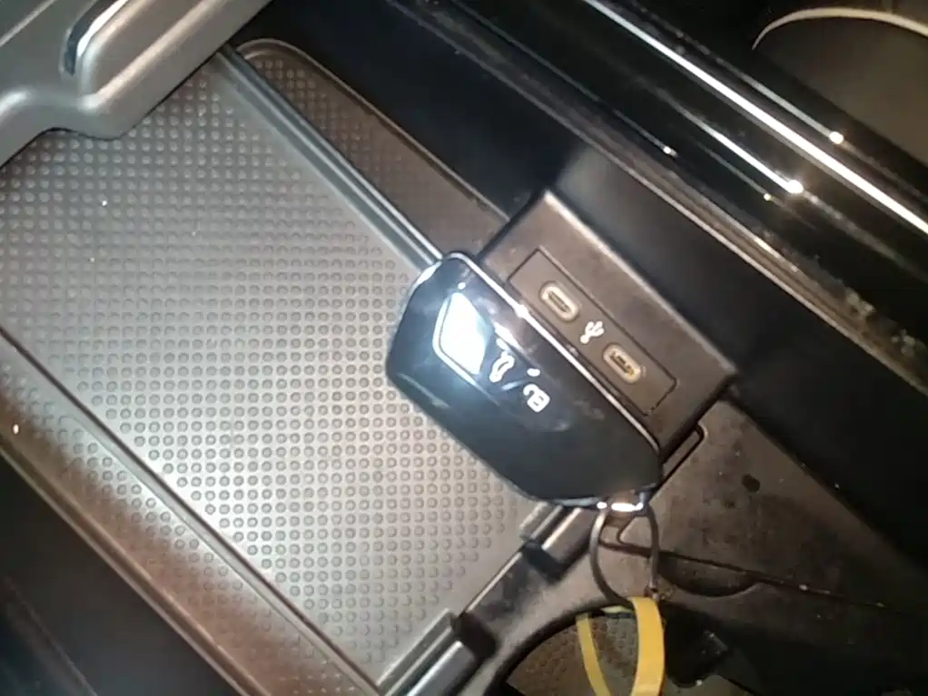 Volkswagen ID.4 X — миниатюра 9