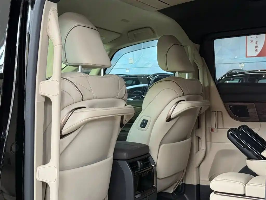Toyota Vellfire — фотографии объявления, Фото 21