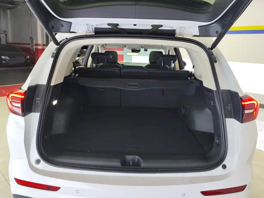 Buick Envision Plus — миниатюра 4