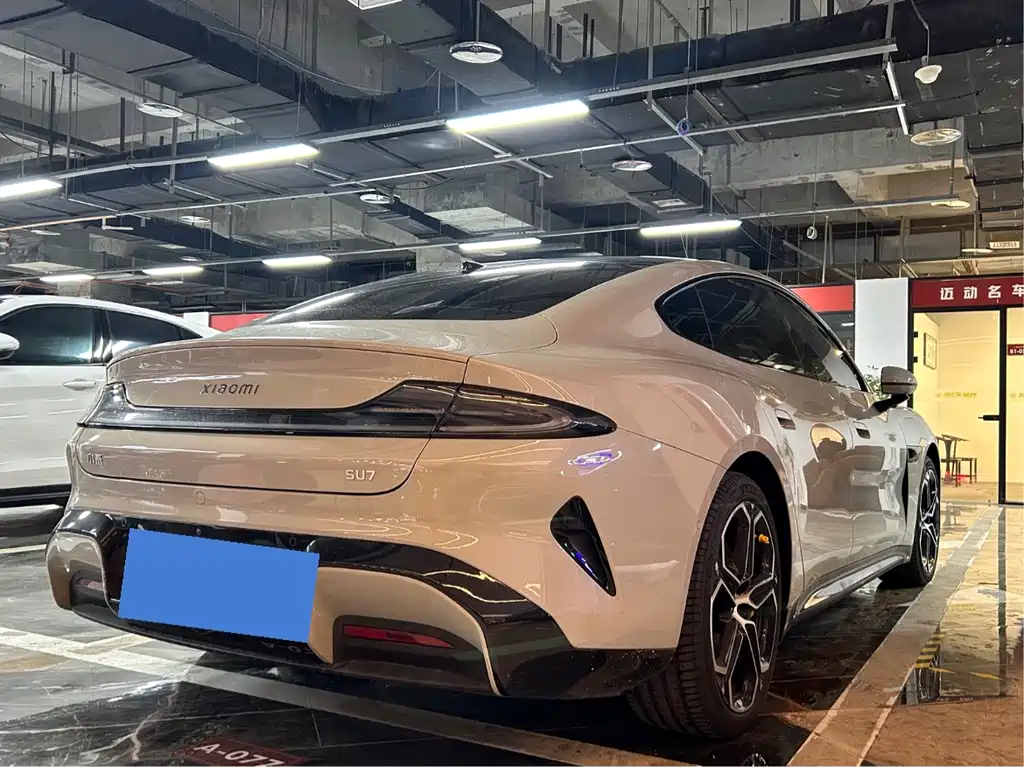 XIAOMI CAR XIAOMI SU7