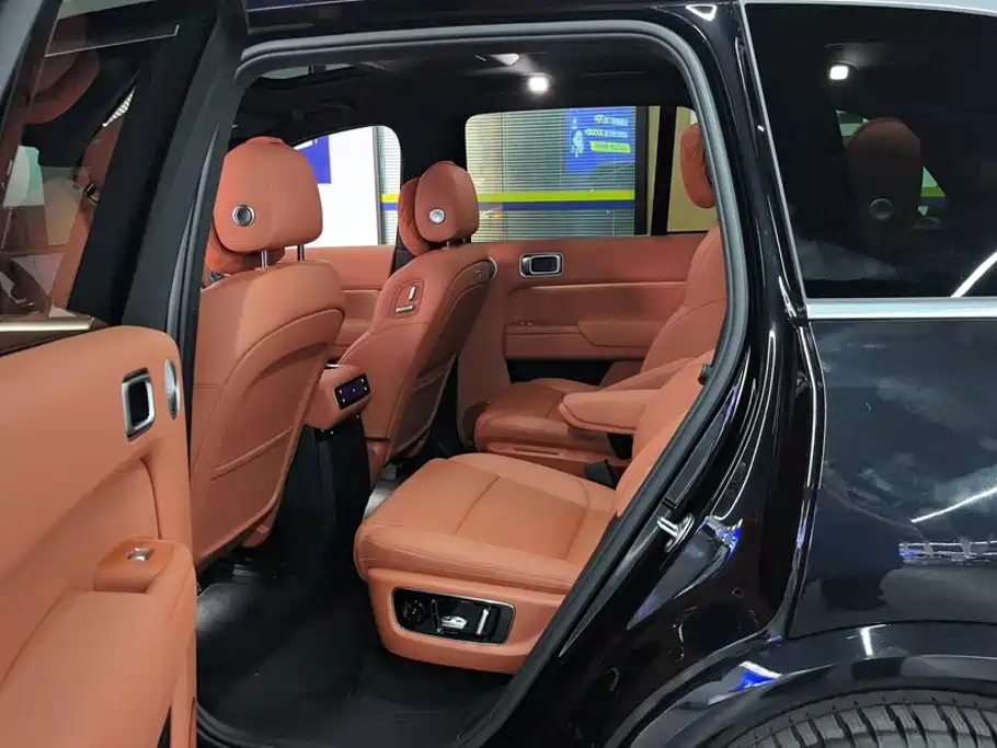 Li Auto Li L8 — миниатюра 11