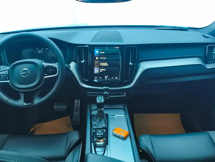 Volvo XC60 — миниатюра 12
