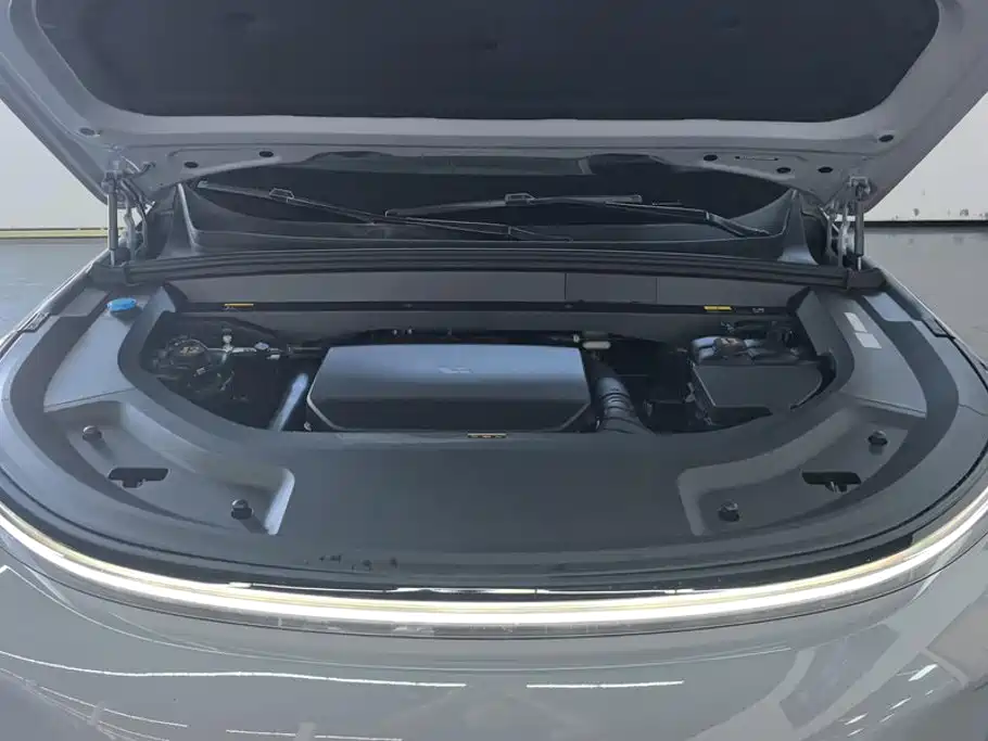 Li Auto Li L9 — миниатюра 10