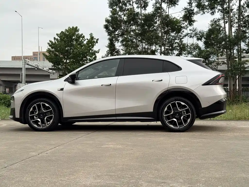 XPeng G7 — миниатюра 3