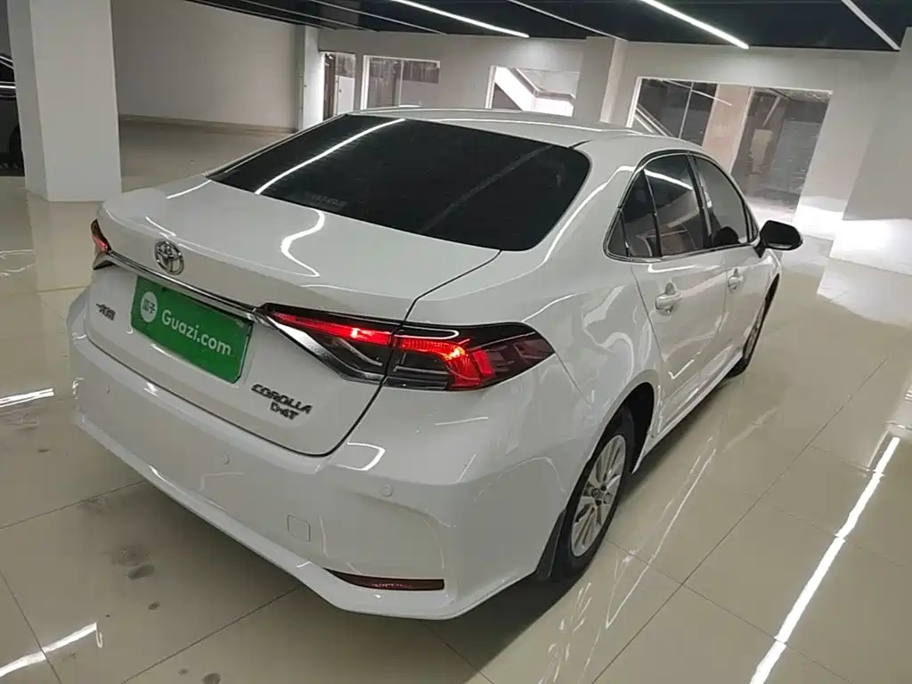 Toyota Corolla — миниатюра 7