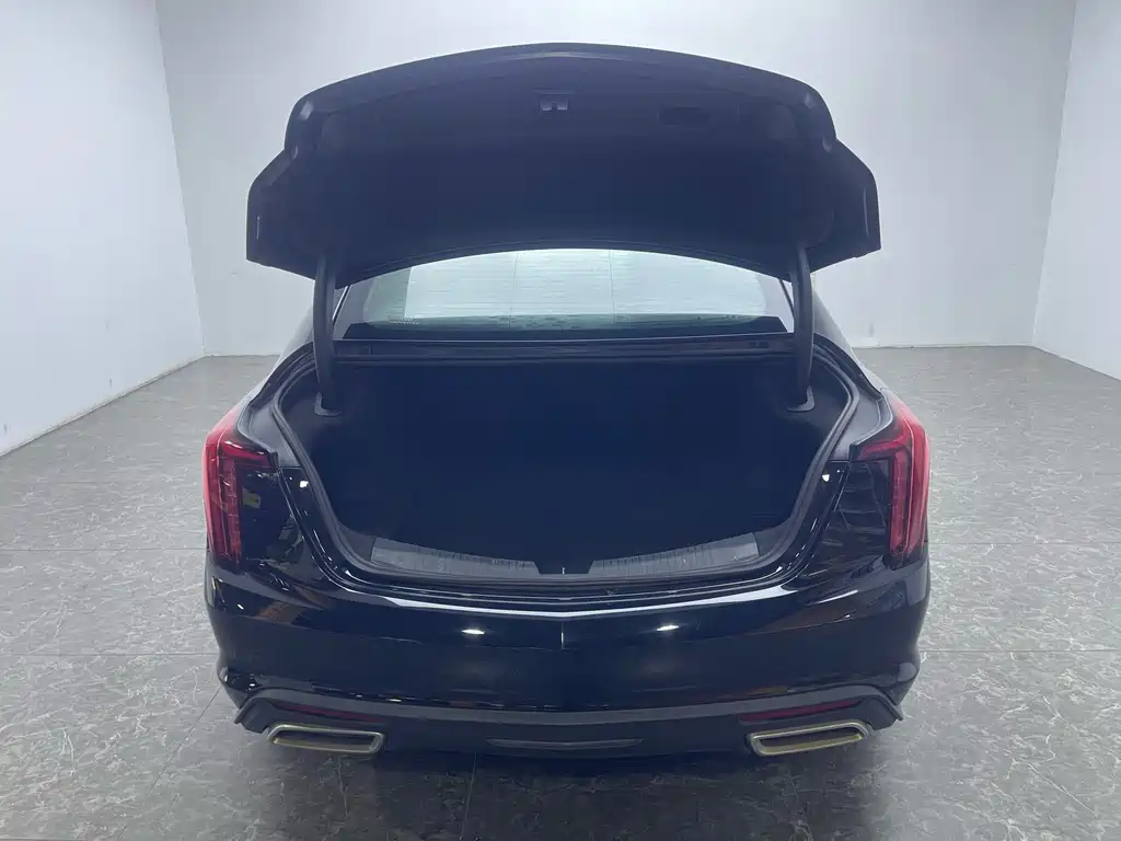 Cadillac CT5 — миниатюра 7