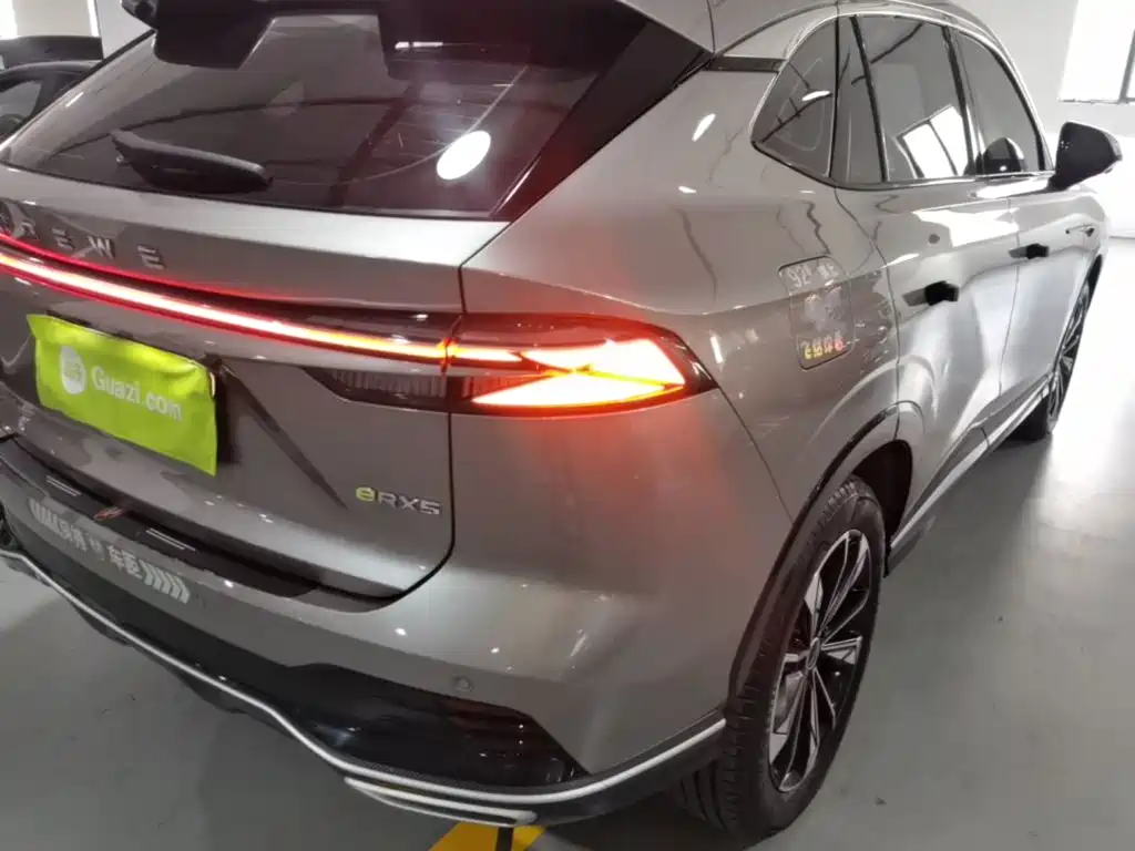 Roewe RX5 New Energy — миниатюра 8