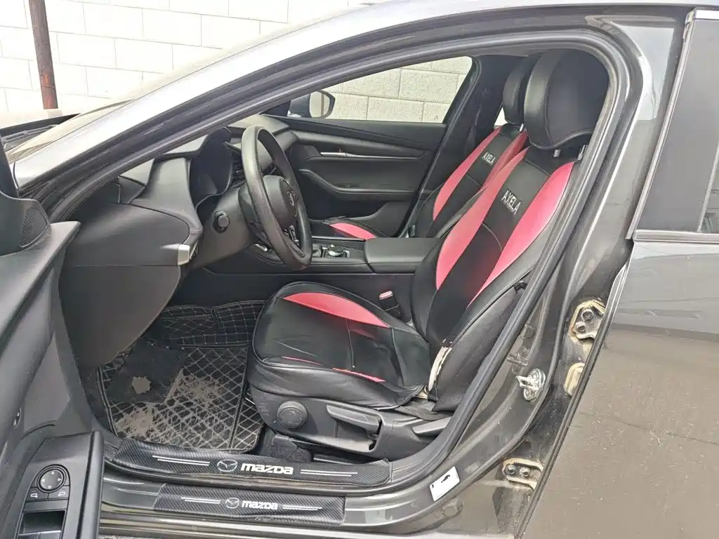 Mazda 3 Axela — миниатюра 11