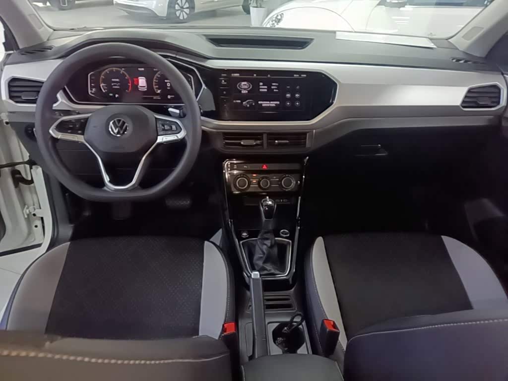 Volkswagen Tanying 1.5 л 2021 г. Белый, пробег 49100 км