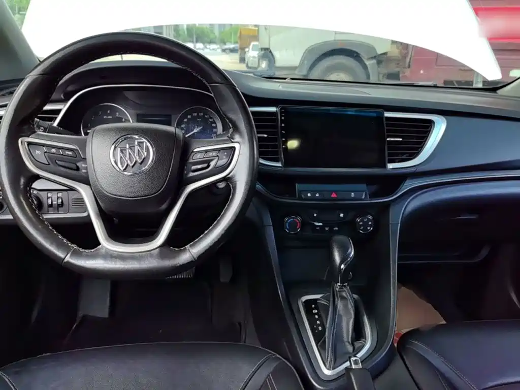 Buick Excelle — миниатюра 10