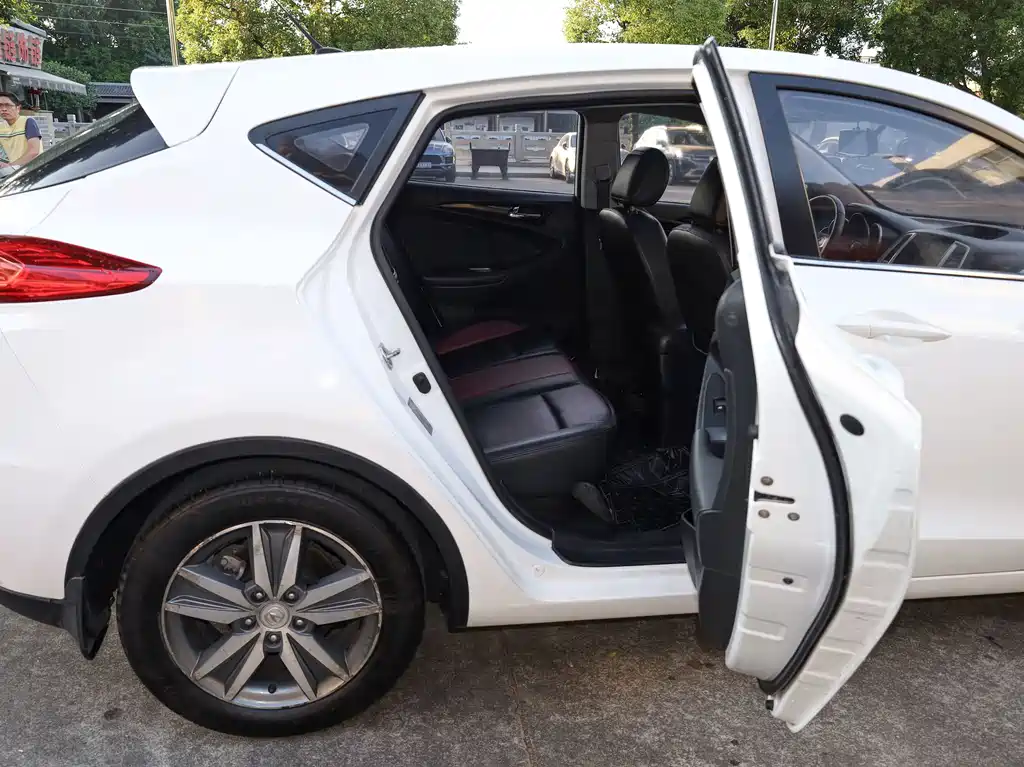 Changan Eado XT — миниатюра 26