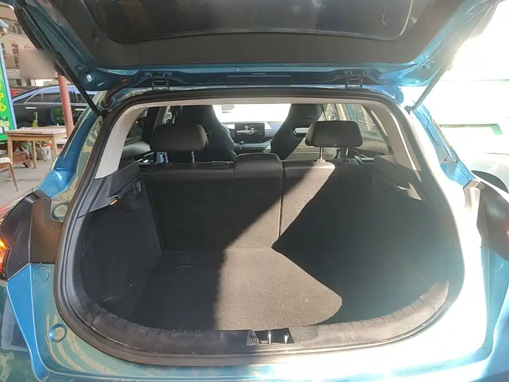 Geely Emgrand S — миниатюра 19