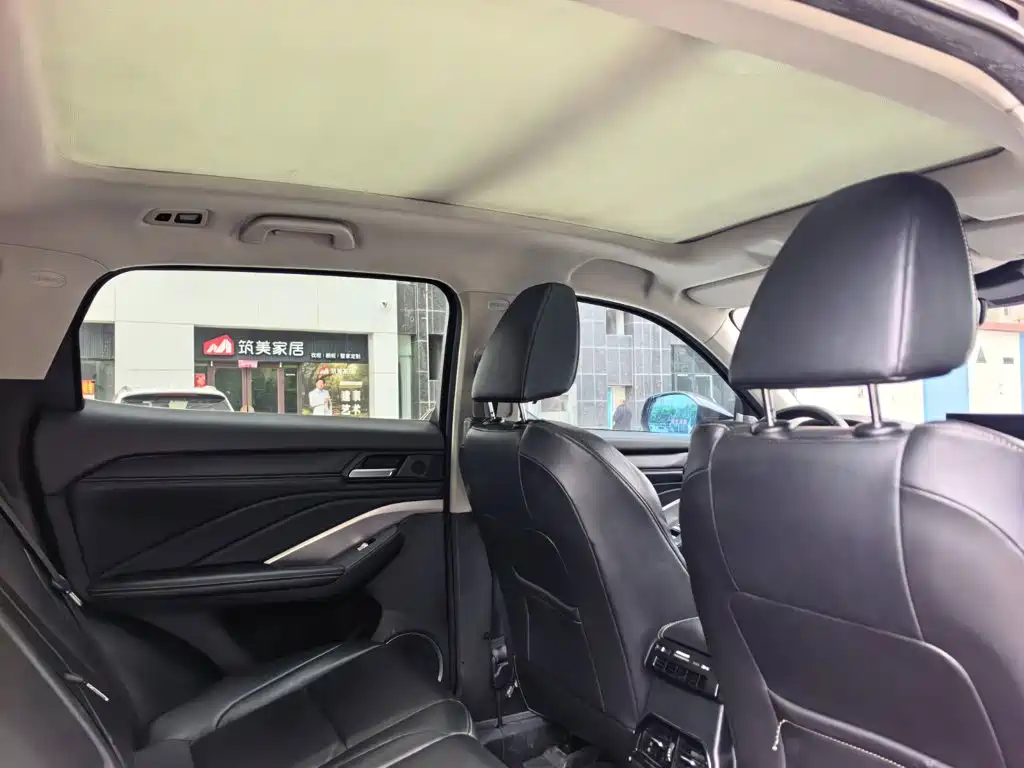 Wey Wey VV6 — миниатюра 10