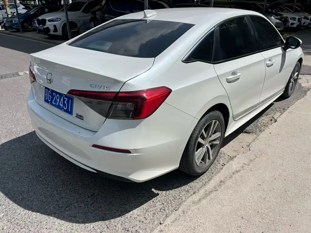 Honda Civic — миниатюра 4