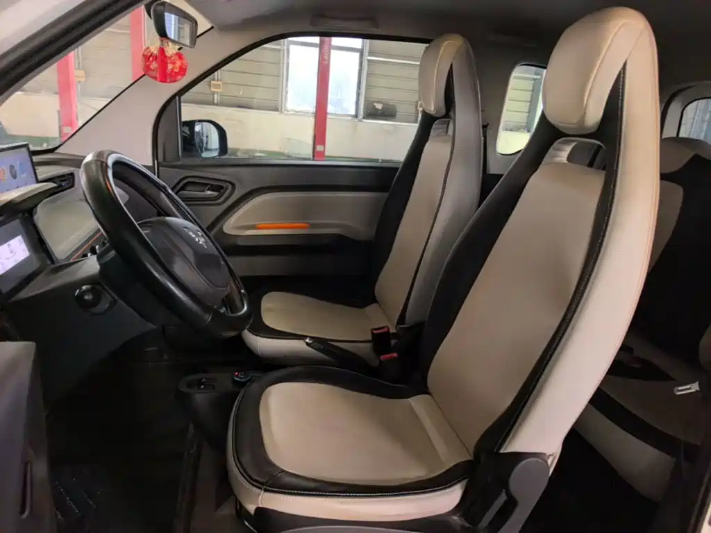 Wuling MINIEV — миниатюра 15