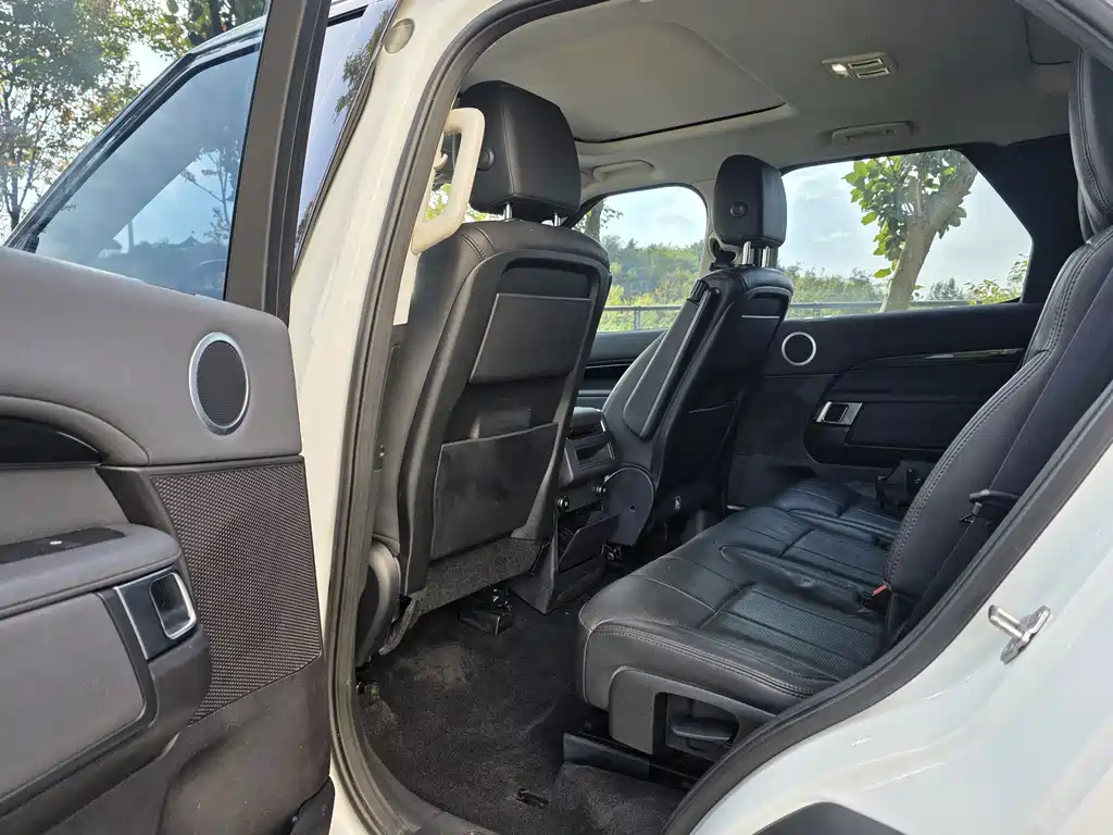 Land Rover Discovery 2019 3.0 SC V6 SE