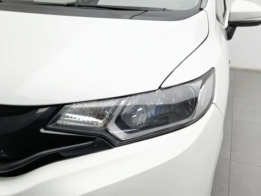 Honda Fit — миниатюра 7