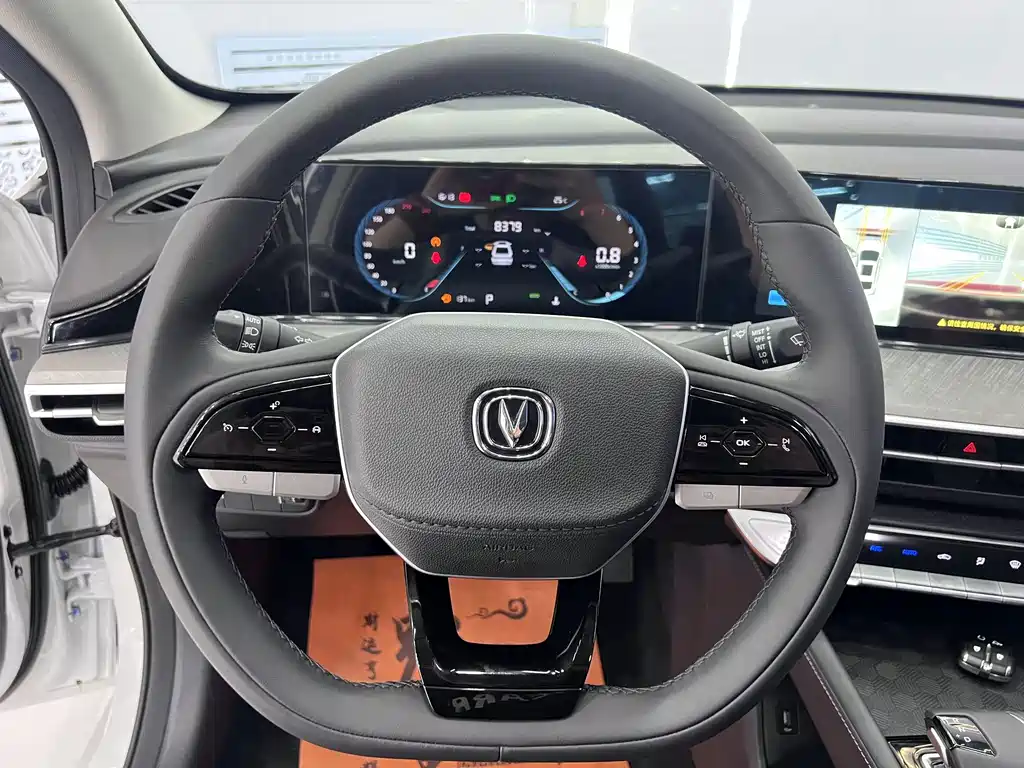 Changan Eado — миниатюра 9