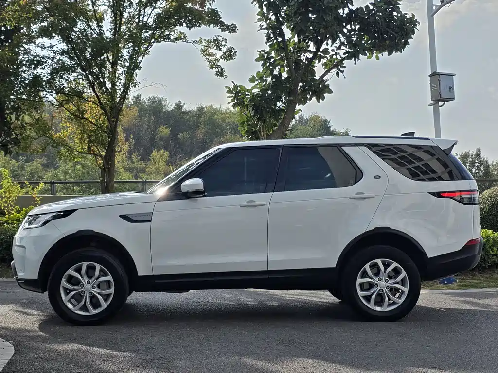 Land Rover Discovery 2019 3.0 SC V6 SE