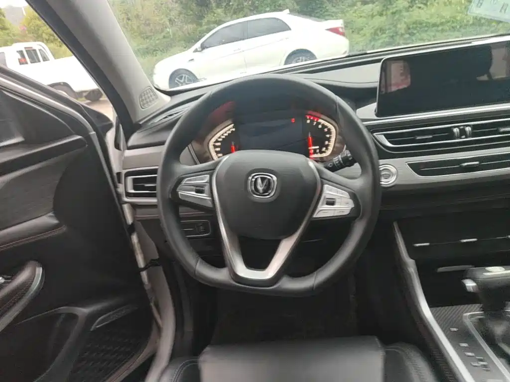 Changan CS75 — миниатюра 11