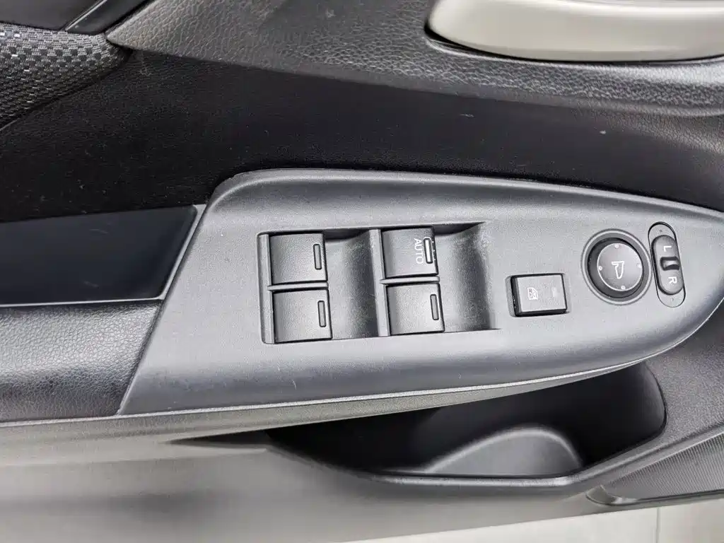 Honda Fit — миниатюра 9