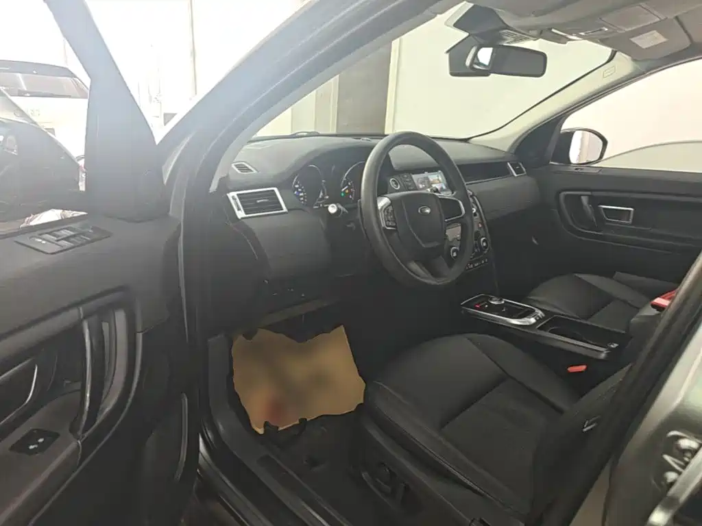 Land Rover Discovery Sport — миниатюра 16