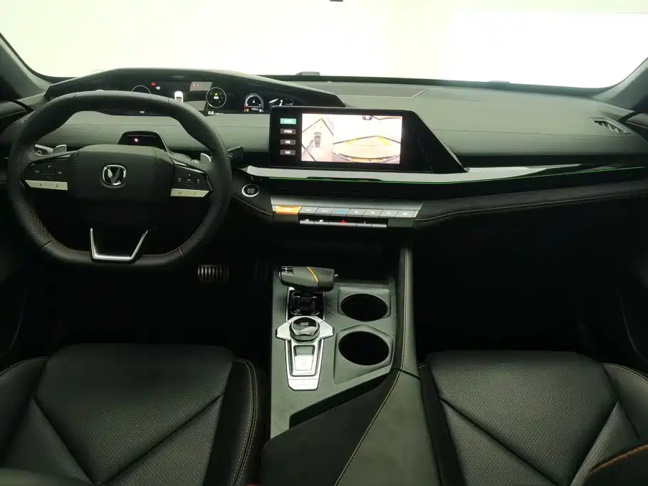Changan UNI-V — миниатюра 12