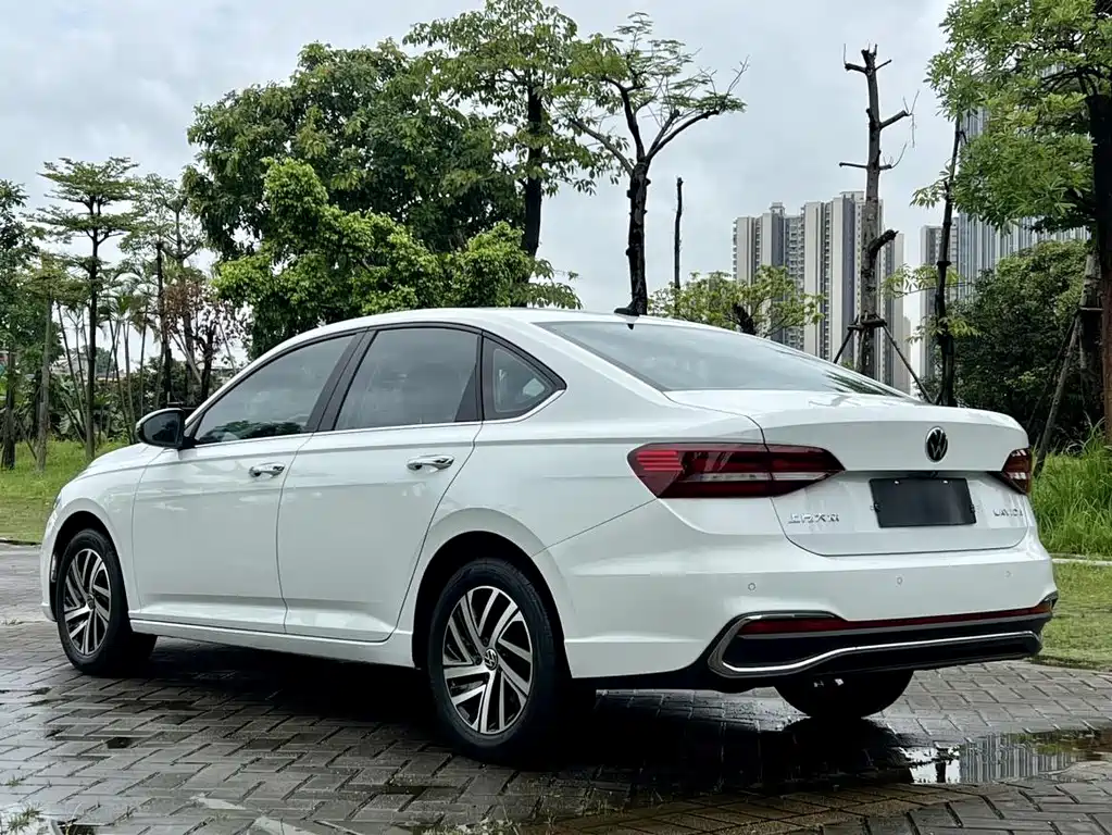 Volkswagen Lavida — миниатюра 5