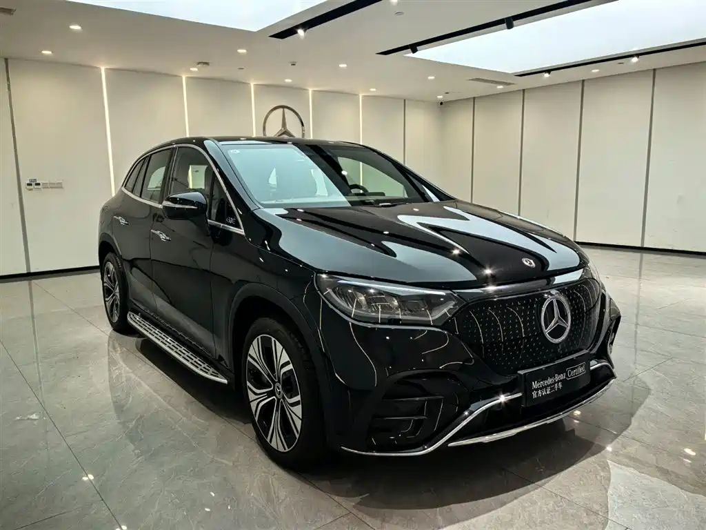 MERCEDES-BENZ EQE SUV
