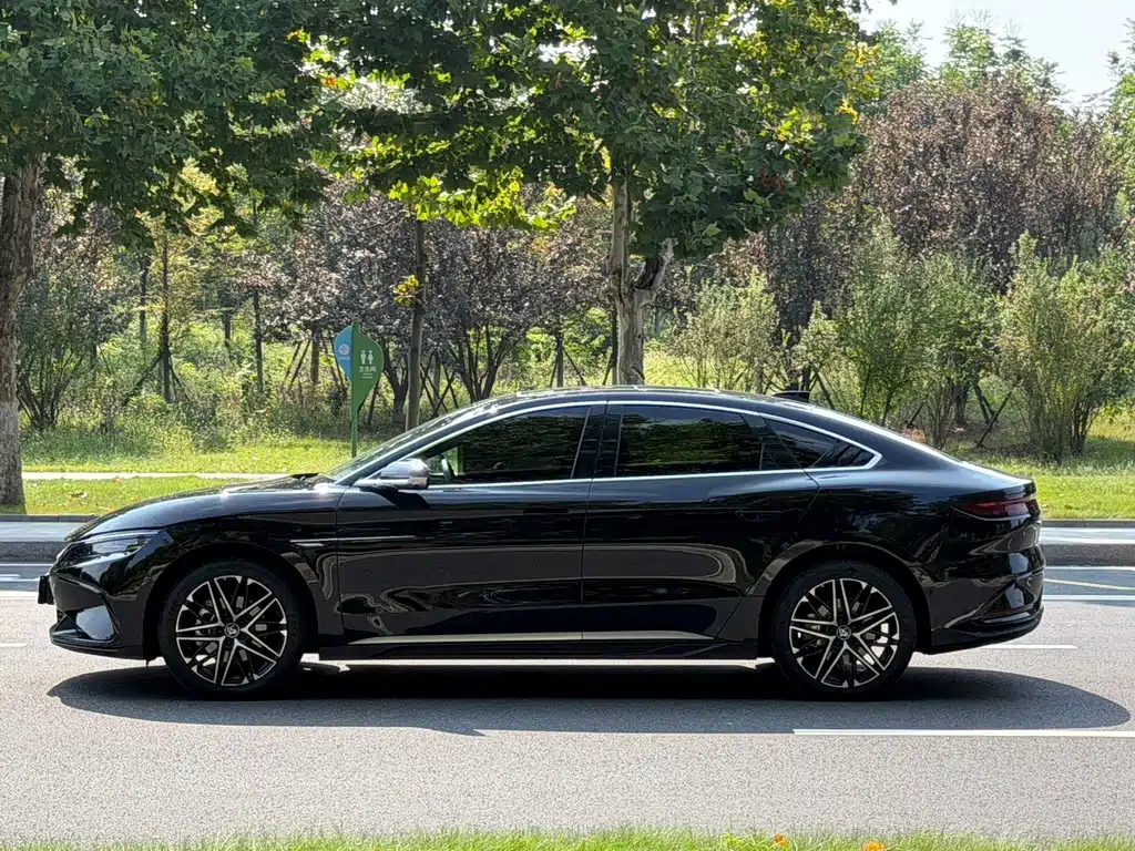 BYD Han — миниатюра 10