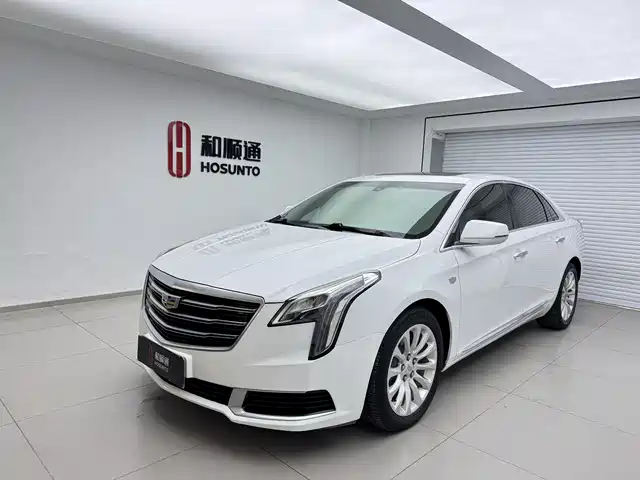 CADILLAC XTS