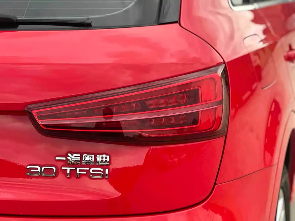 Audi Q3 — миниатюра 12