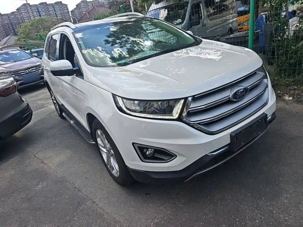 Ford Edge — миниатюра 4