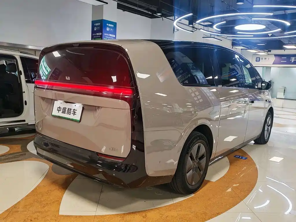 Li Auto Li MEGA — миниатюра 5