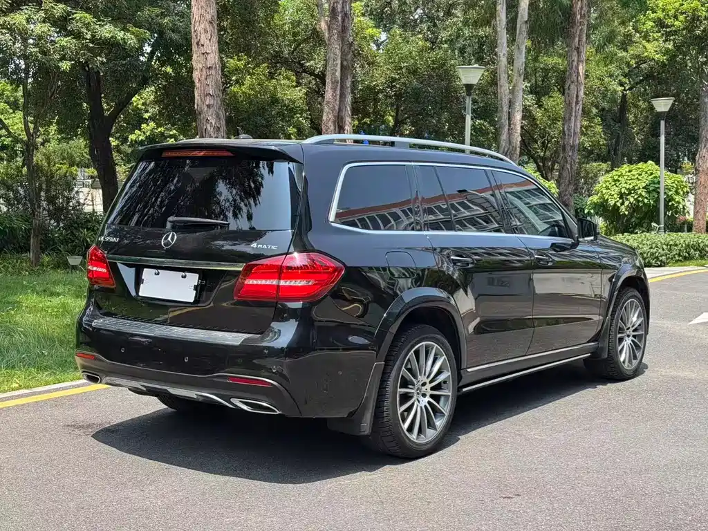 Mercedes-Benz GLS — миниатюра 17
