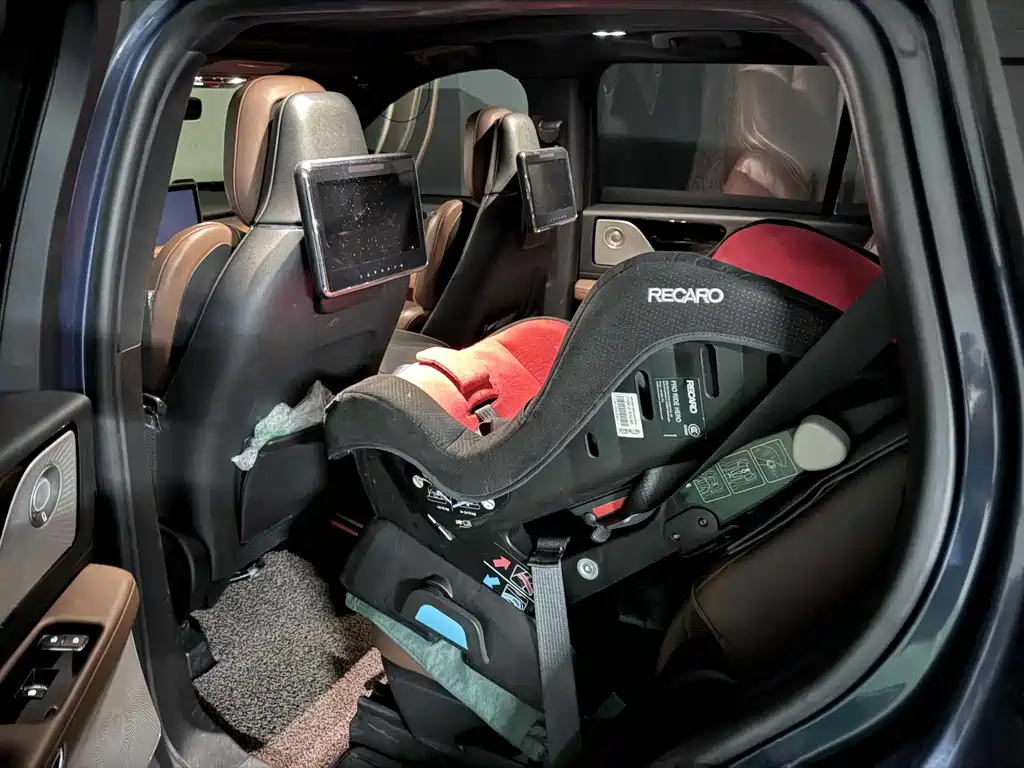 LINCOLN FLYING HOME NEW ENERGY (IMPORT)