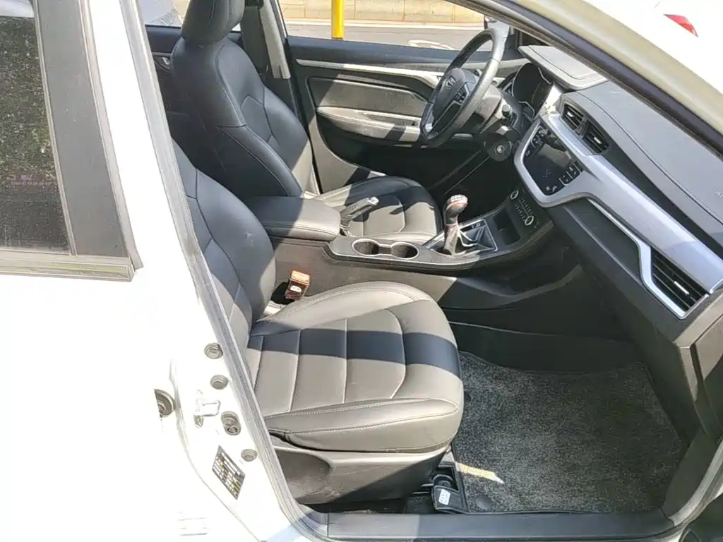Geely Vision — миниатюра 25